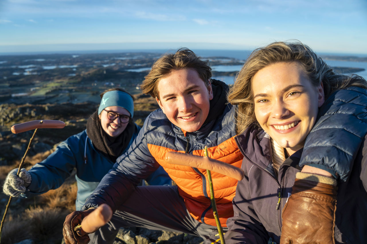 Elevar på fjelltur