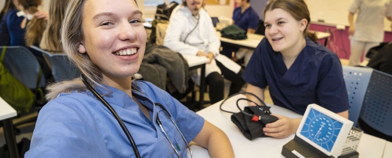 Elevar på helsefag